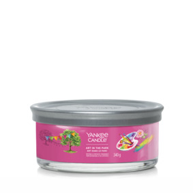 Ароматическая свеча Yankee Candle Tumbler средняя в стакане 5 фитилей, Искуство в парке