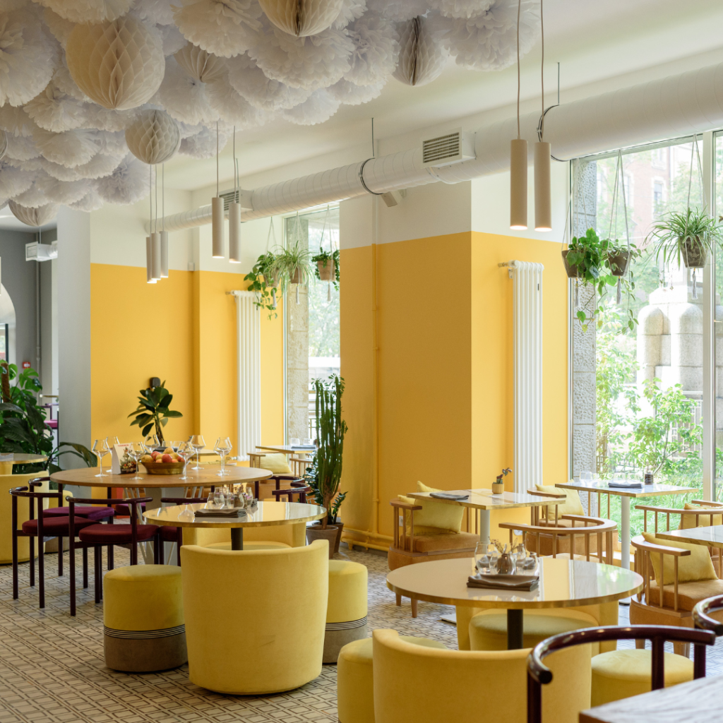 Интерьер кафе